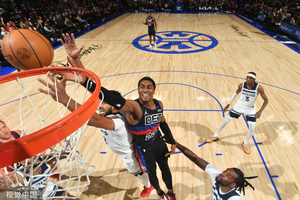 坚韧不拔的 坚韧不拔的